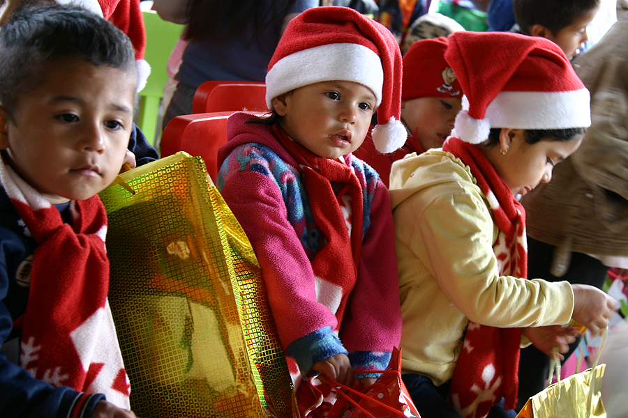 Kids with Gifts